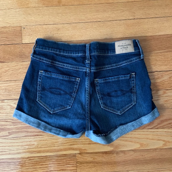 Abercrombie shorts size 0 - Picture 3 of 3